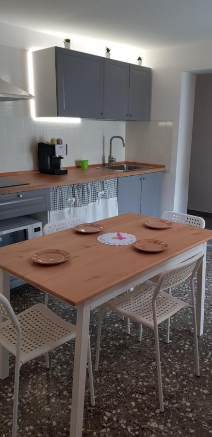 Ferienwohnung Il Cortile Segreto - Con Parcheggio Privato Lecce Exterior foto