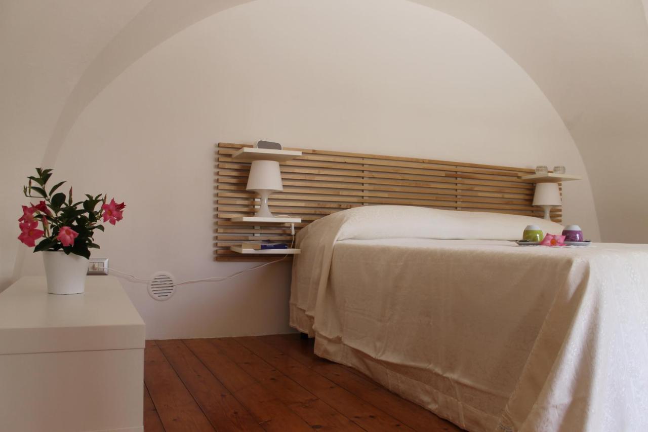 Ferienwohnung Il Cortile Segreto - Con Parcheggio Privato Lecce Exterior foto
