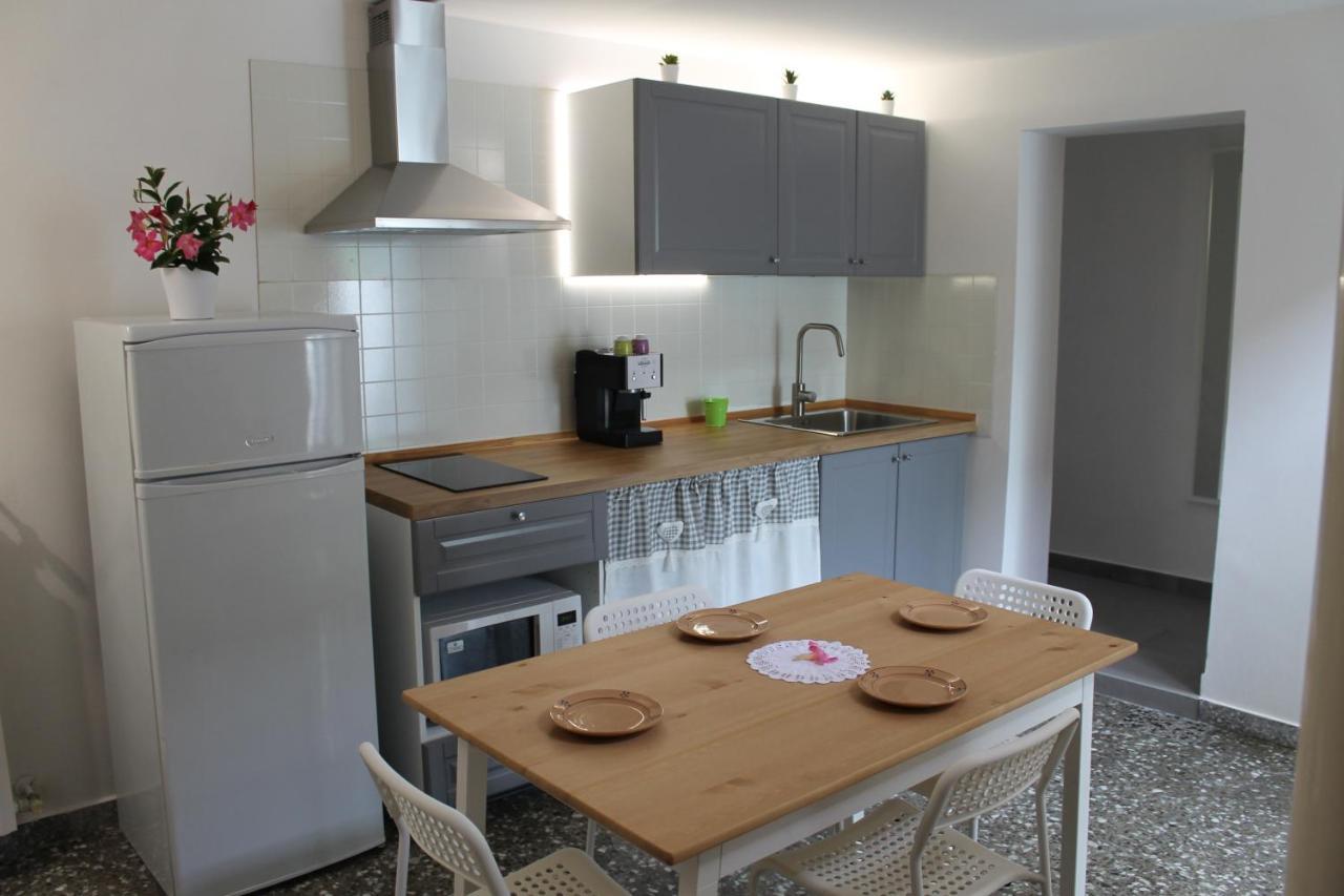 Ferienwohnung Il Cortile Segreto - Con Parcheggio Privato Lecce Exterior foto